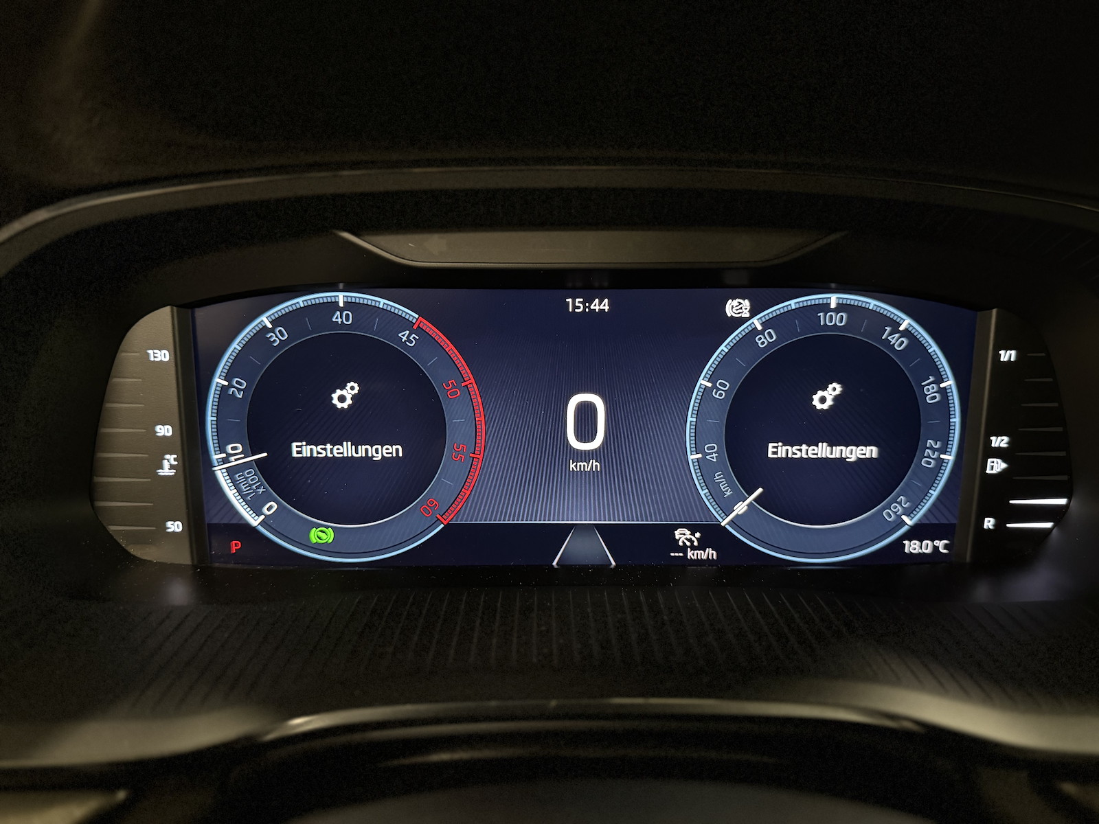 SKODA Octavia Combi 2.0 TDI Ambition 4x4 DSG-image-15
