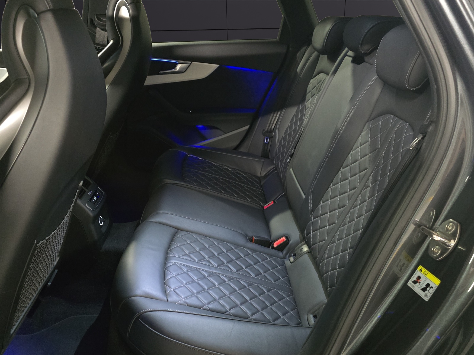 AUDI S4 Avant 3.0 TFSI quattro tiptronic CH-Fahrzeug ohne OPF-image-20