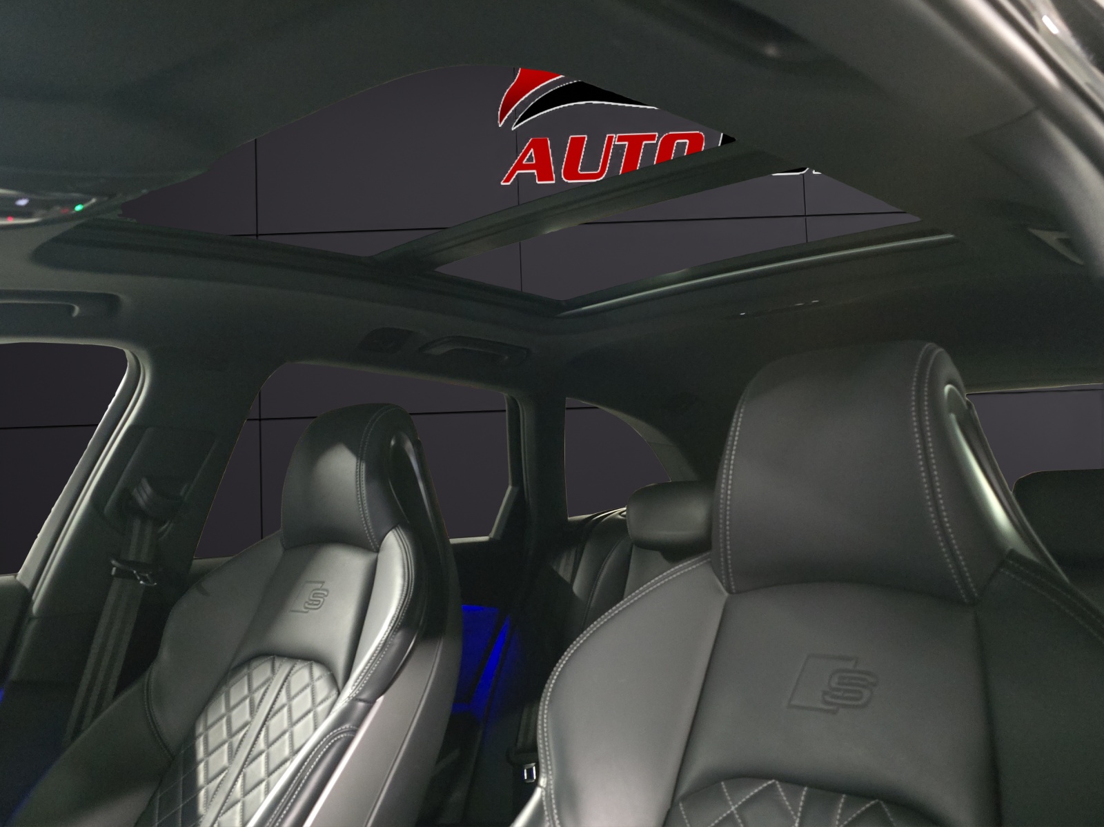 AUDI S4 Avant 3.0 TFSI quattro tiptronic CH-Fahrzeug ohne OPF-image-24