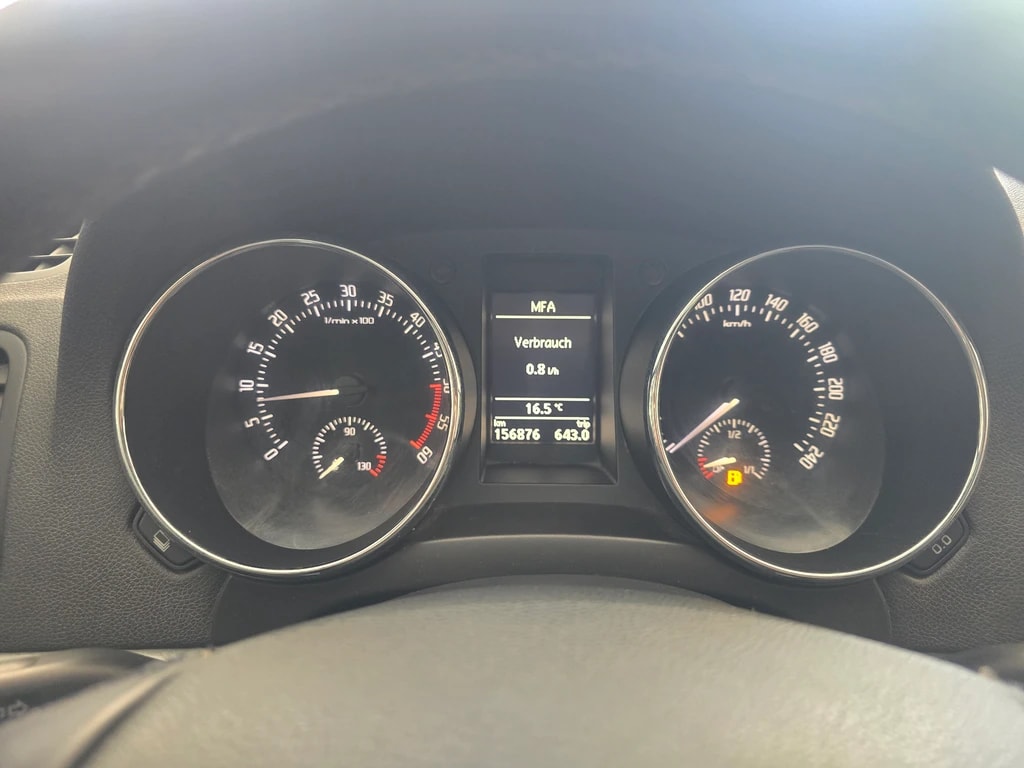 SKODA Yeti 2.0 TDI Ambition 4x4-image-11