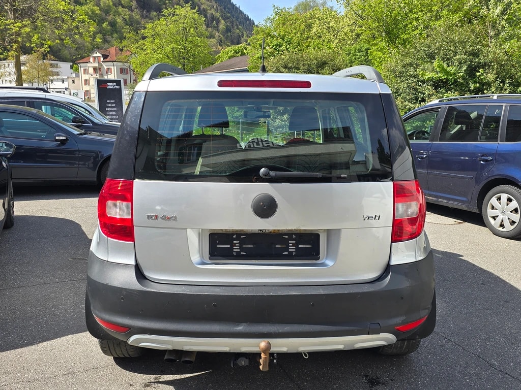 SKODA Yeti 2.0 TDI Ambition 4x4-image-4