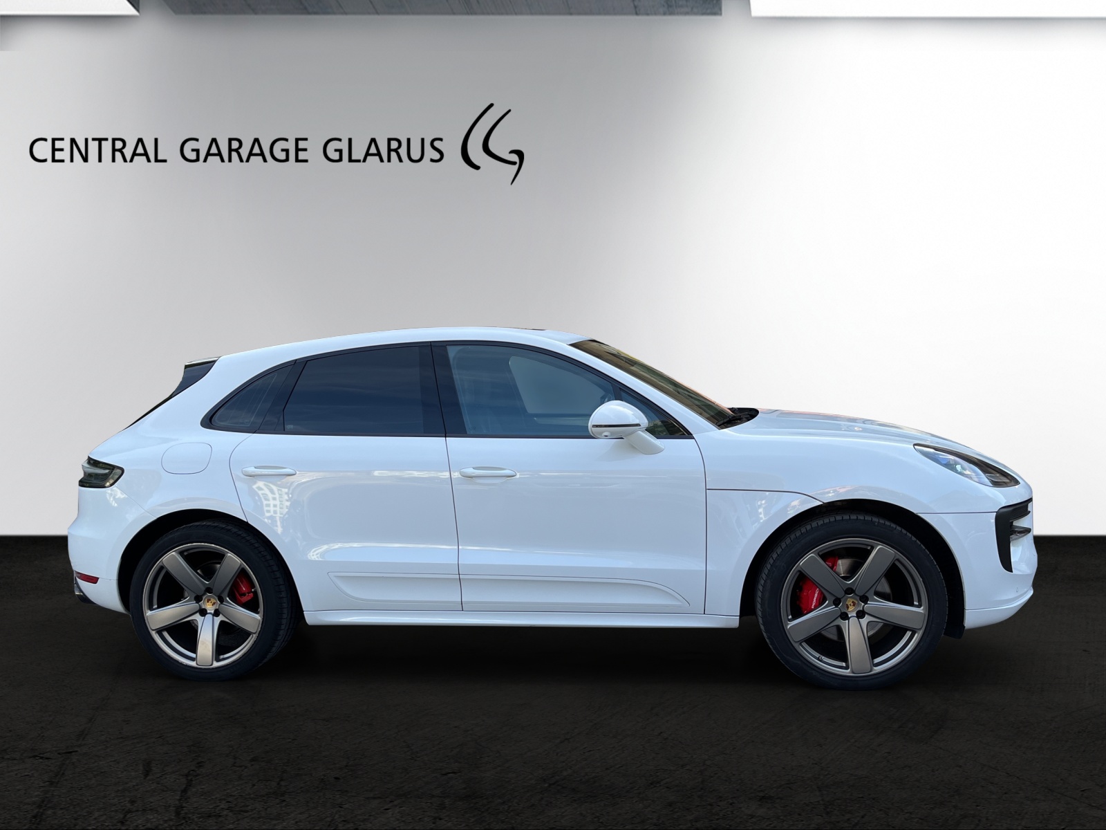 PORSCHE Macan GTS PDK-image-4