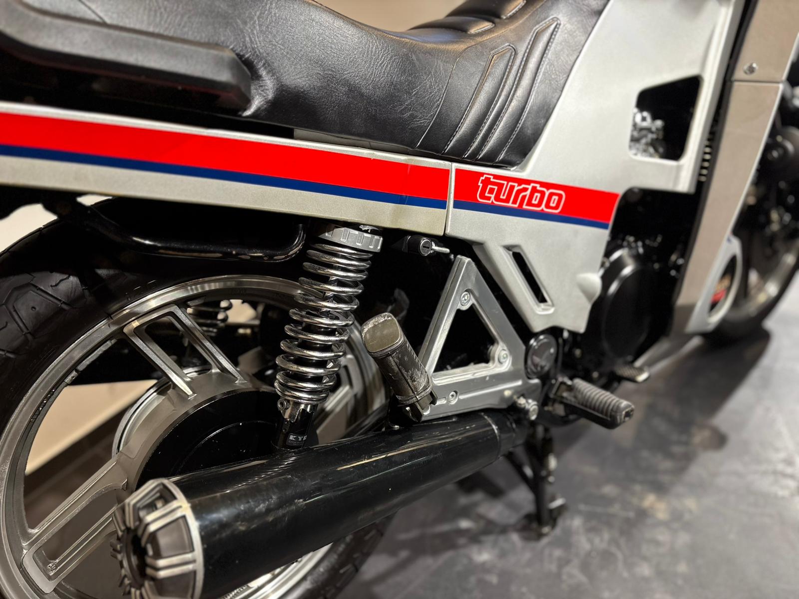 YAMAHA XJ 650 Turbo-image-11