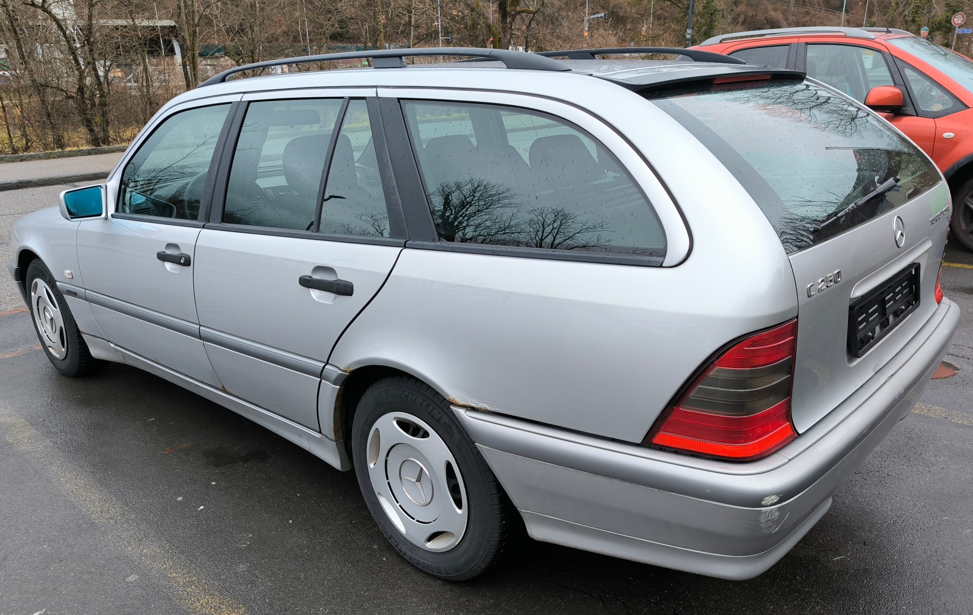 MERCEDES-BENZ C 250 TD Elégance-image-4