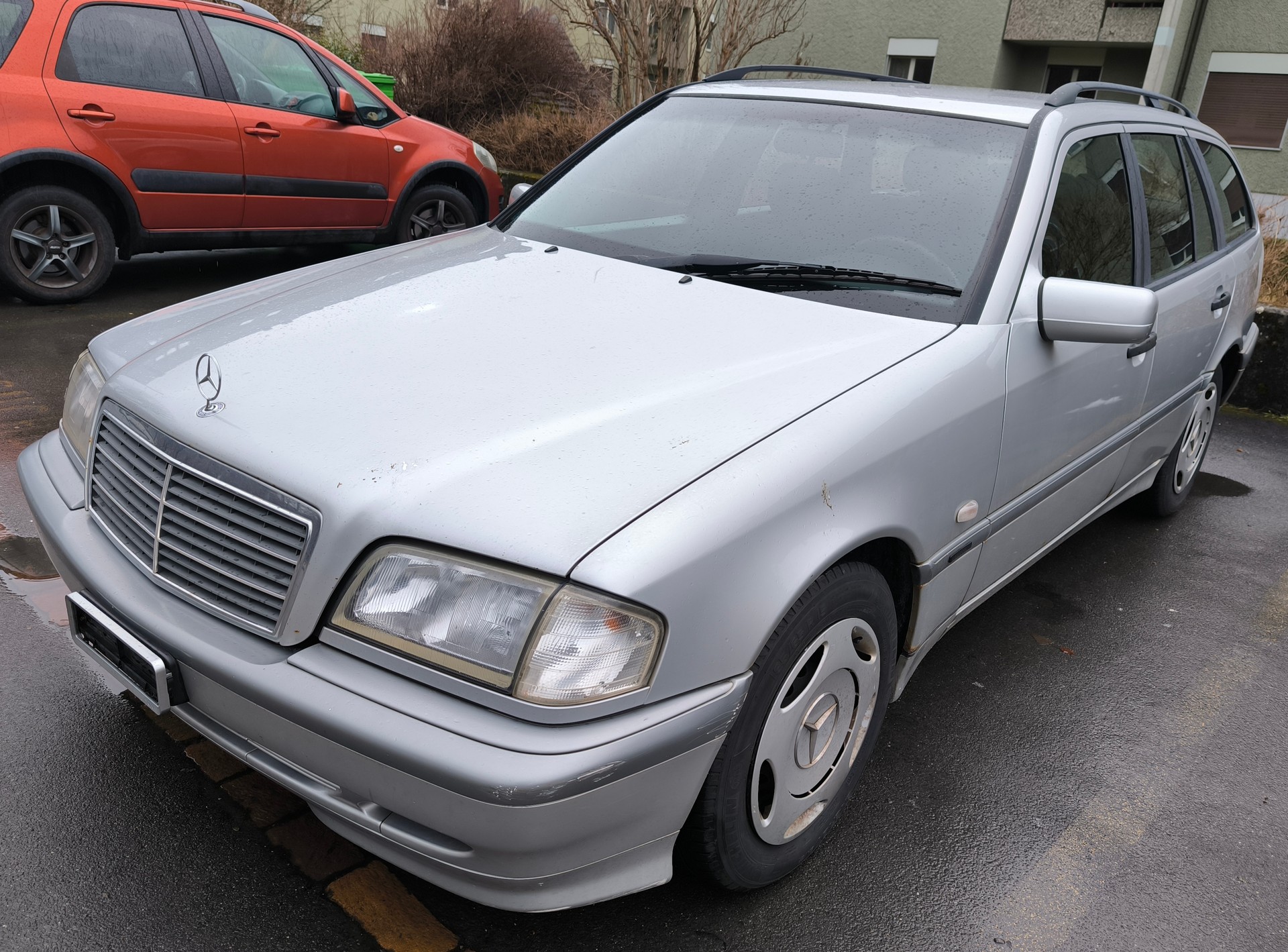 MERCEDES-BENZ C 250 TD Elégance-image-1