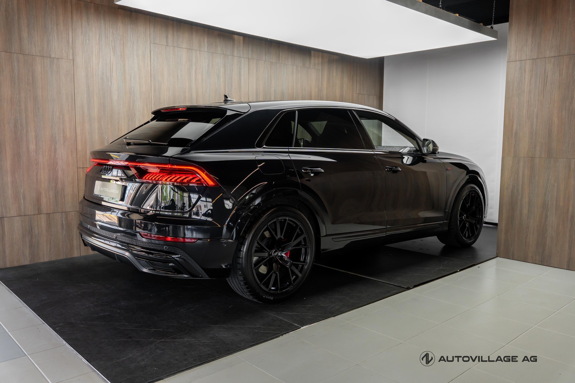 AUDI Q8 50 TDI quattro tiptronic-showroom-element-1