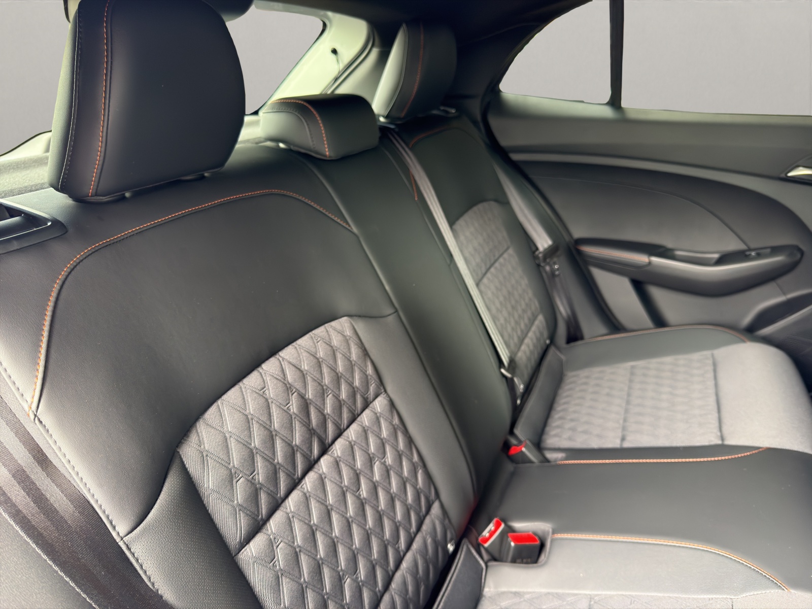 MG 3 1.5 Hybrid Luxury-image-14