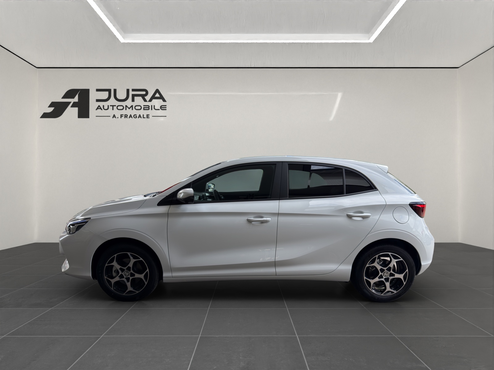 MG 3 1.5 Hybrid Luxury-image-3