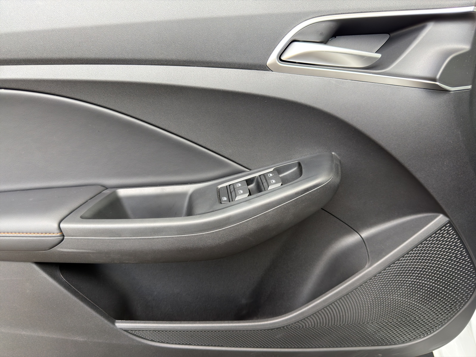 MG 3 1.5 Hybrid Luxury-image-13