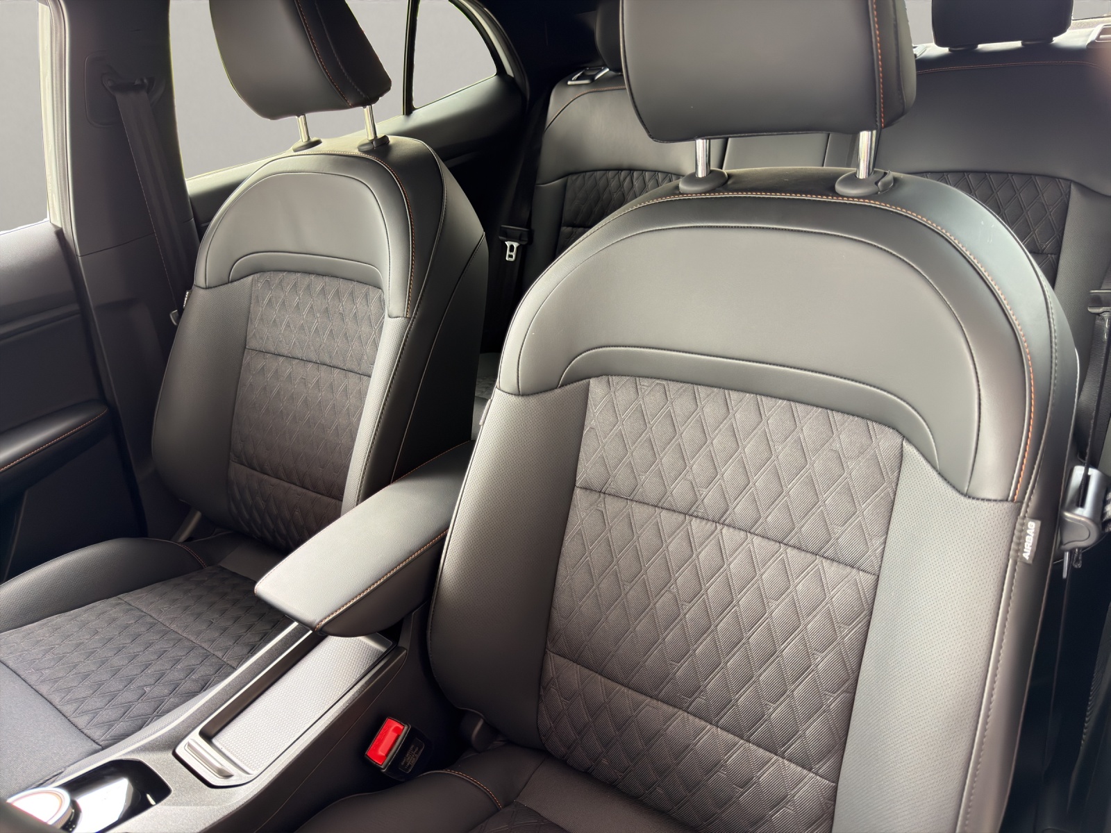 MG 3 1.5 Hybrid Luxury-image-12
