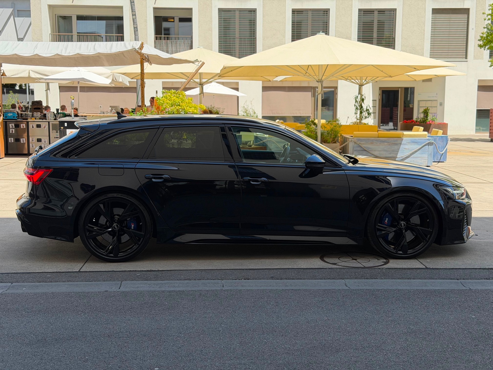 AUDI RS6 Avant 4.0 TFSI V8 quattro-image-4