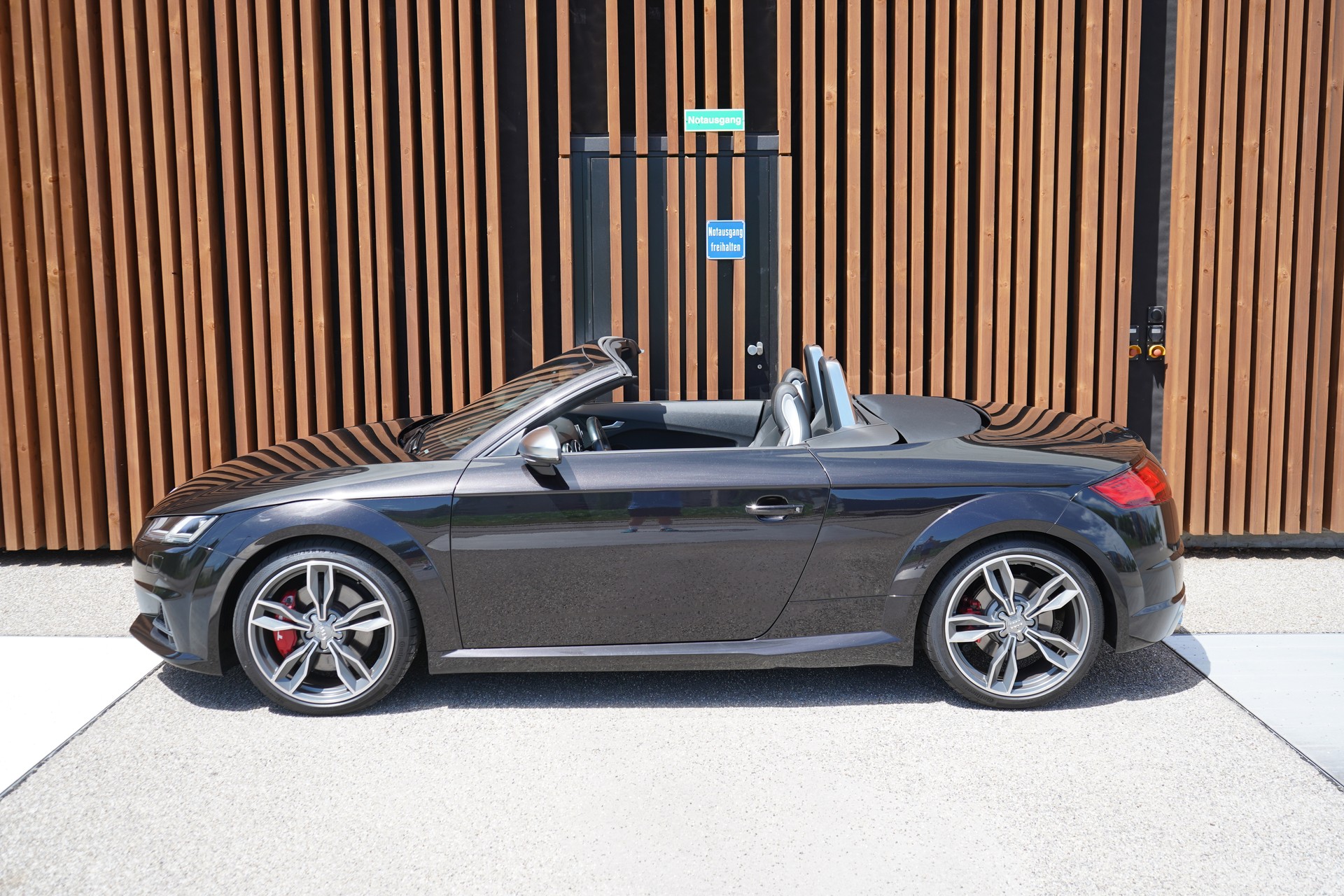 AUDI TTS ROADSTER 2.0 TFSI QUATTRO S-TRONIC l 310 PS-image-5