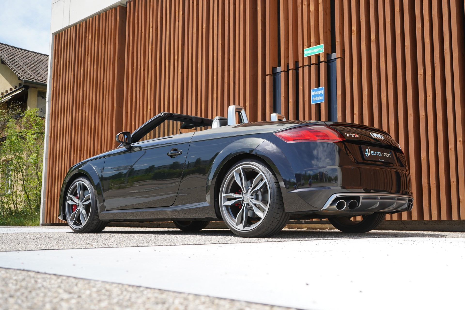 AUDI TTS ROADSTER 2.0 TFSI QUATTRO S-TRONIC l 310 PS-image-12