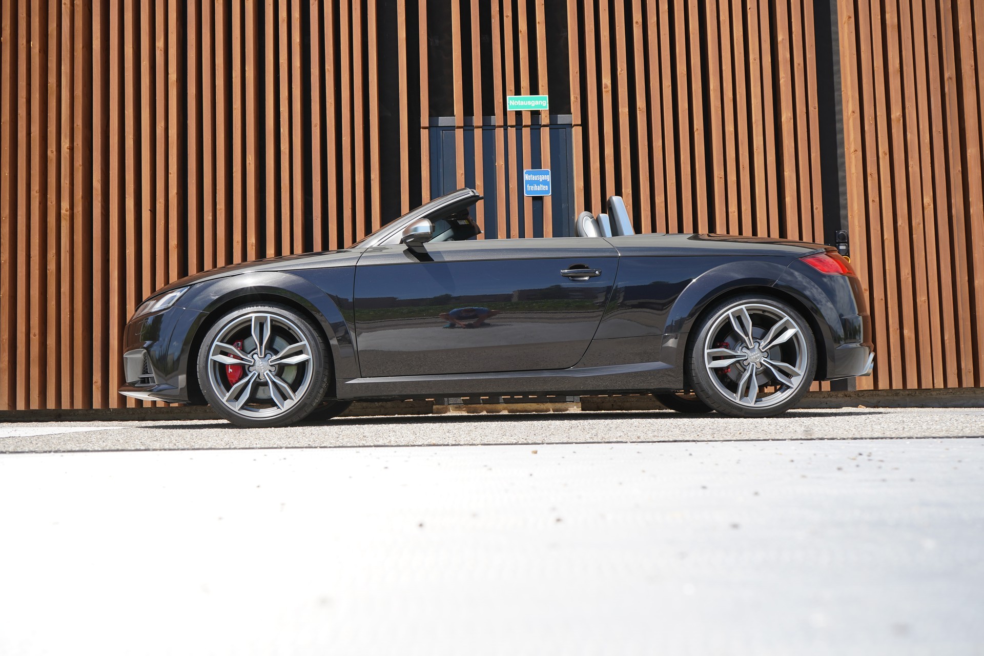 AUDI TTS ROADSTER 2.0 TFSI QUATTRO S-TRONIC l 310 PS-image-3