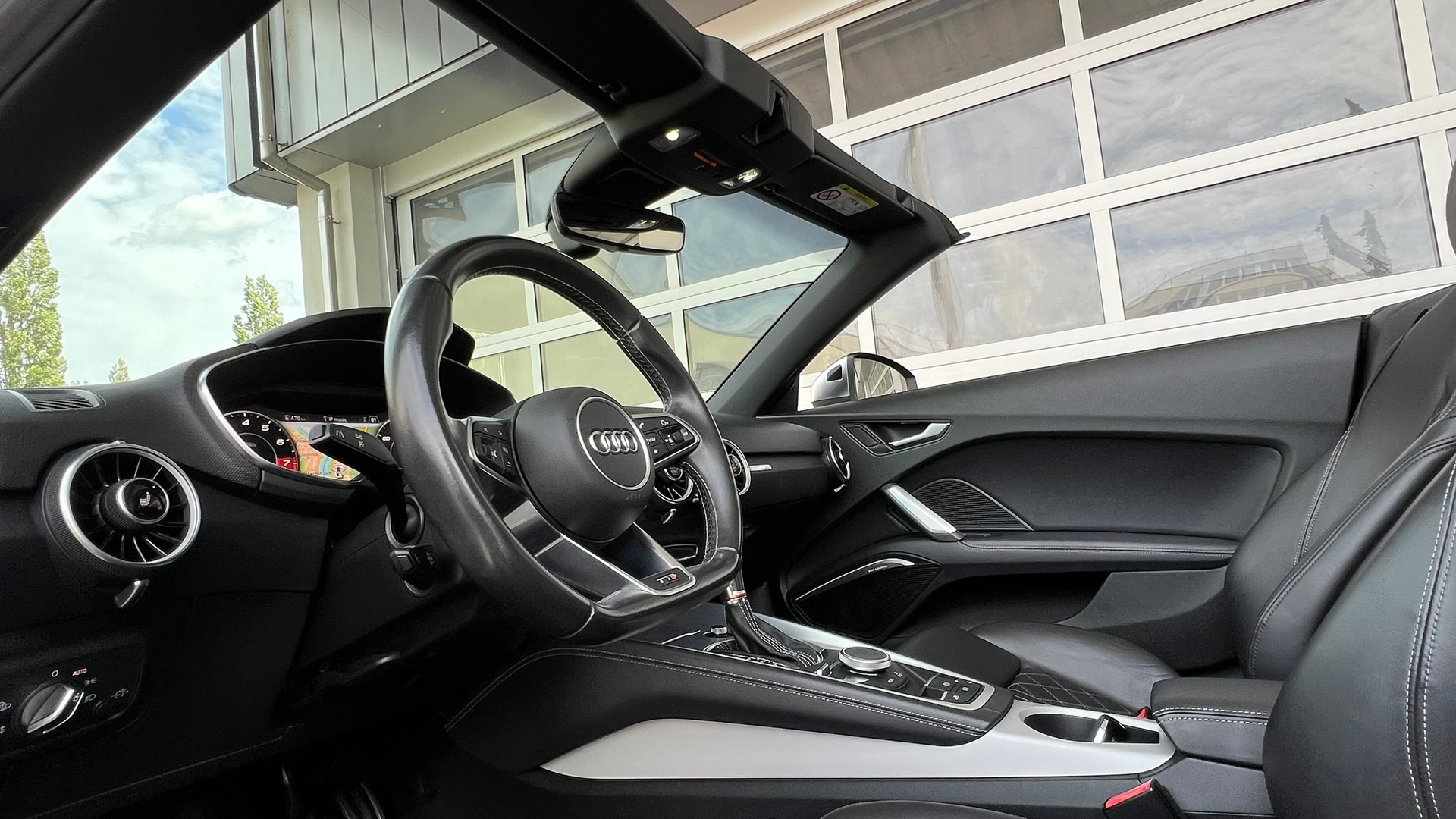 AUDI TTS ROADSTER 2.0 TFSI QUATTRO S-TRONIC l 310 PS-image-26