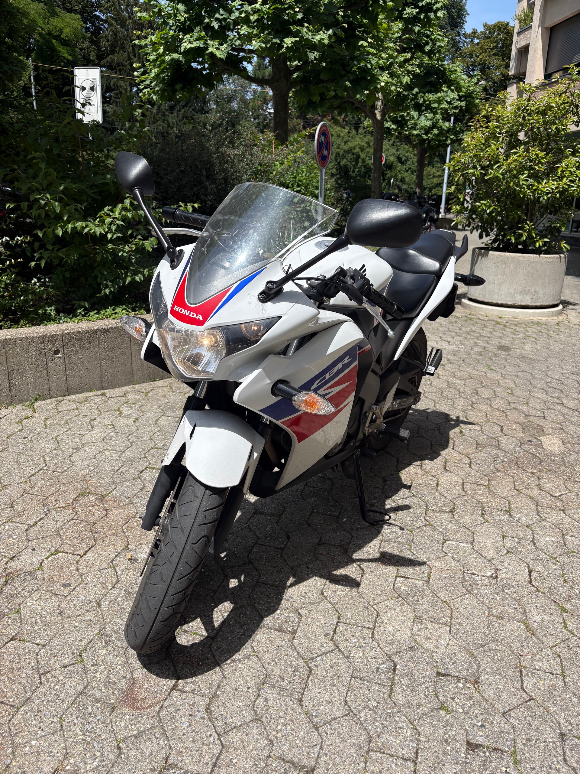 HONDA CBR 125 R-image-4