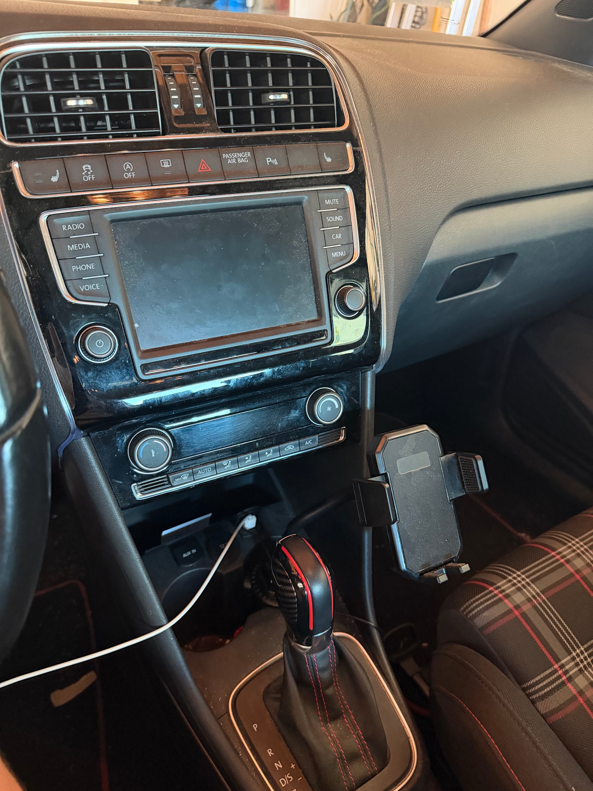 VW GTI-image-4