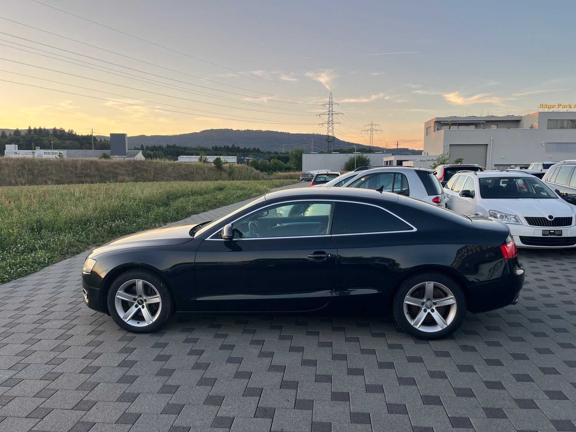 AUDI A5 Coupé 2.7 TDI multitronic-image-2