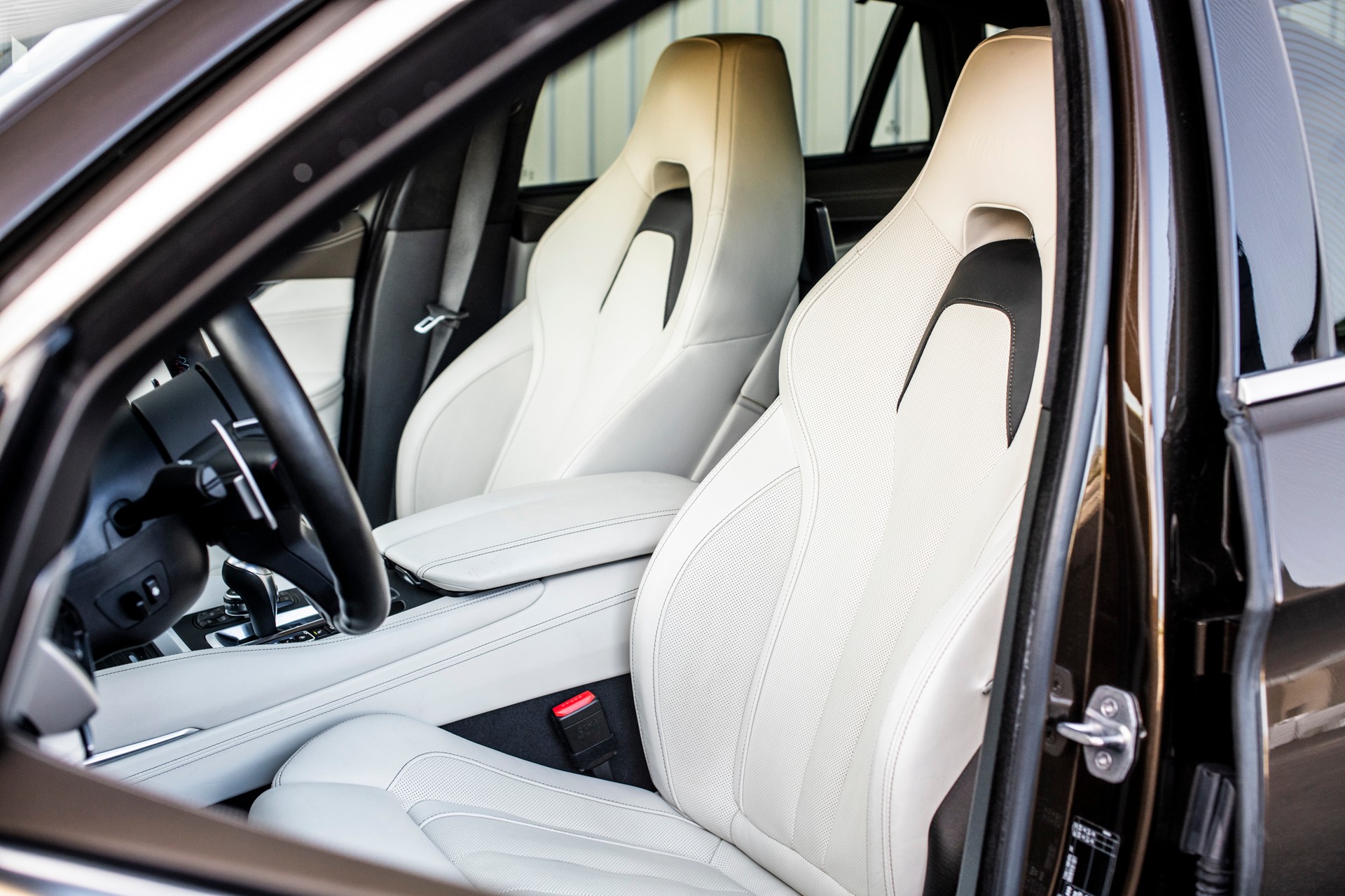 BMW X6M Steptronic-image-8