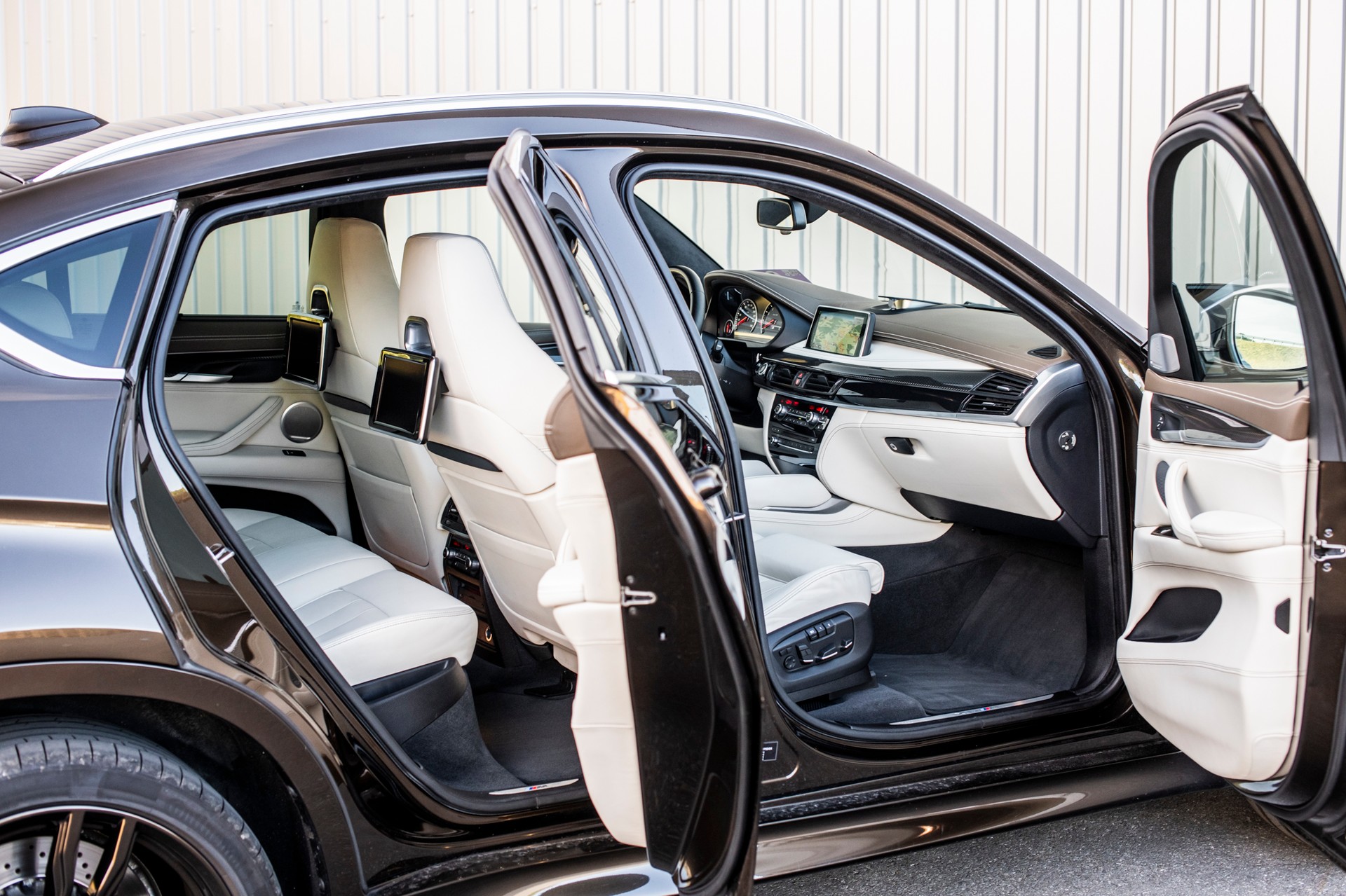 BMW X6M Steptronic-image-10