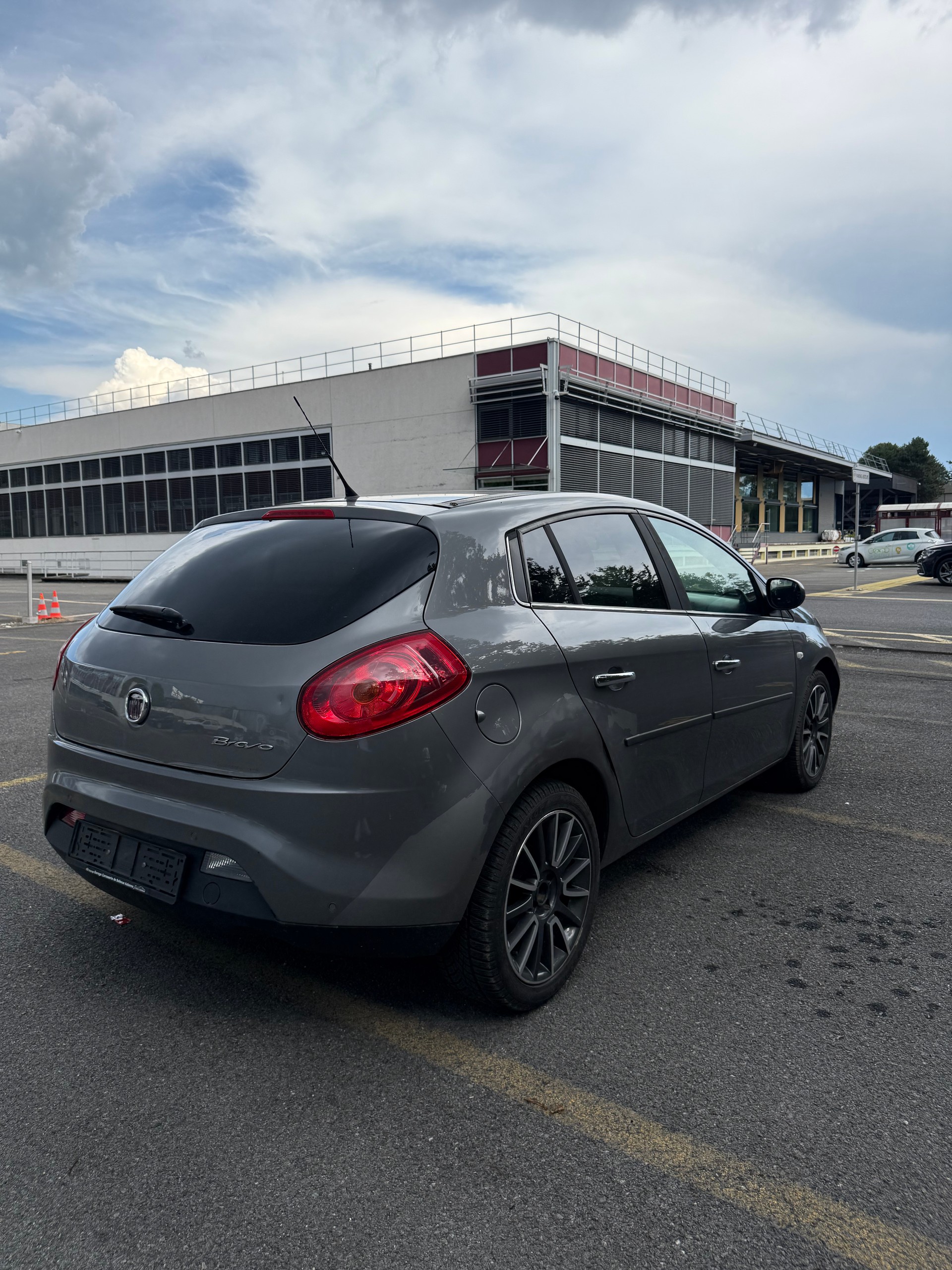 FIAT Bravo 1.6 JTD Dynamic PUR O2 (Eco)-image-3