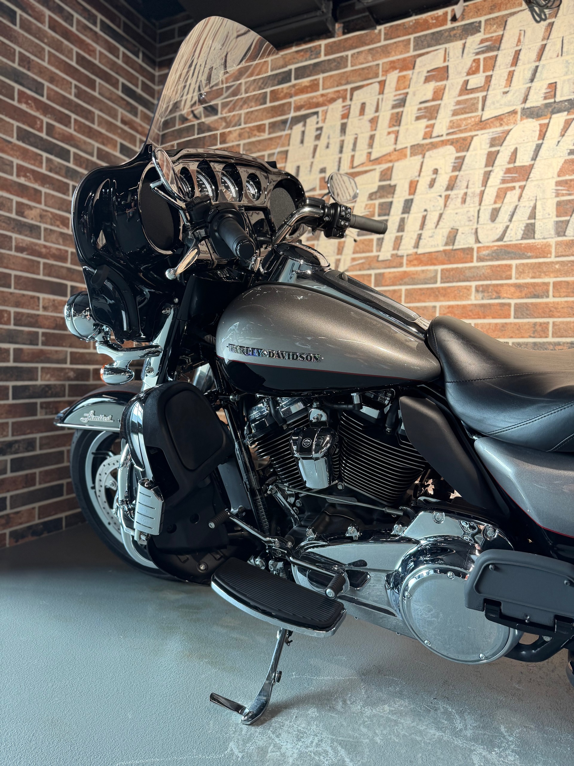 HARLEY-DAVIDSON FLHTK Electra Glide Ultra Limited 107 ABS-image-2