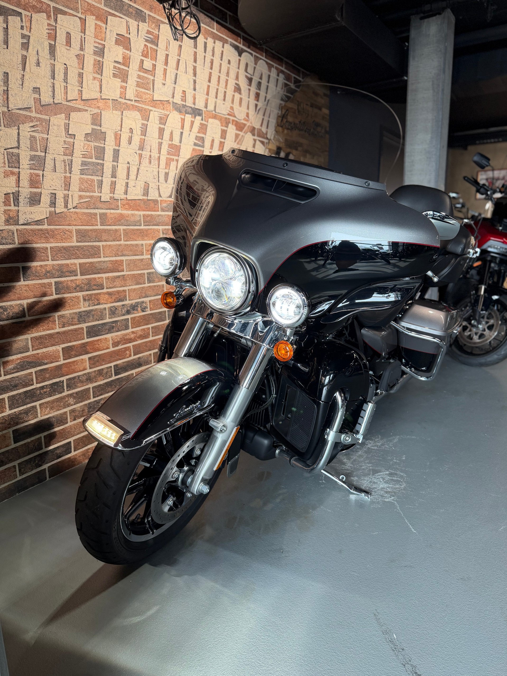 HARLEY-DAVIDSON FLHTK Electra Glide Ultra Limited 107 ABS-image-3