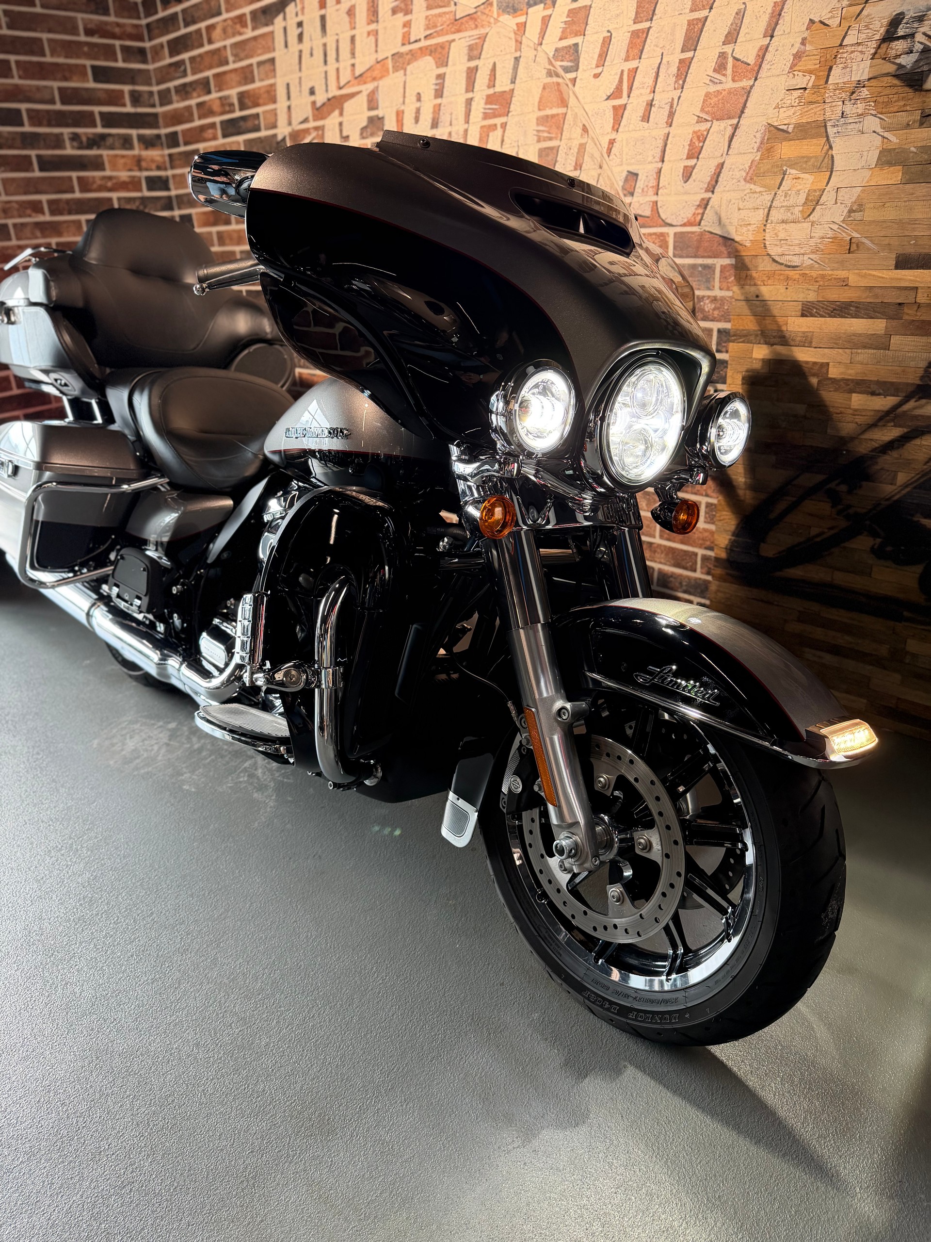 HARLEY-DAVIDSON FLHTK Electra Glide Ultra Limited 107 ABS-image-9