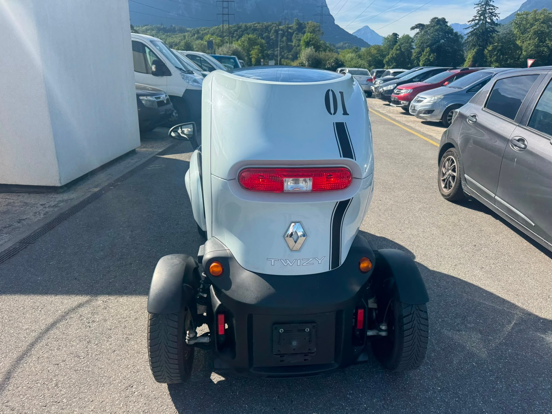 RENAULT Twizy Z.E. FP Intens Black (incl. Battery)-image-10