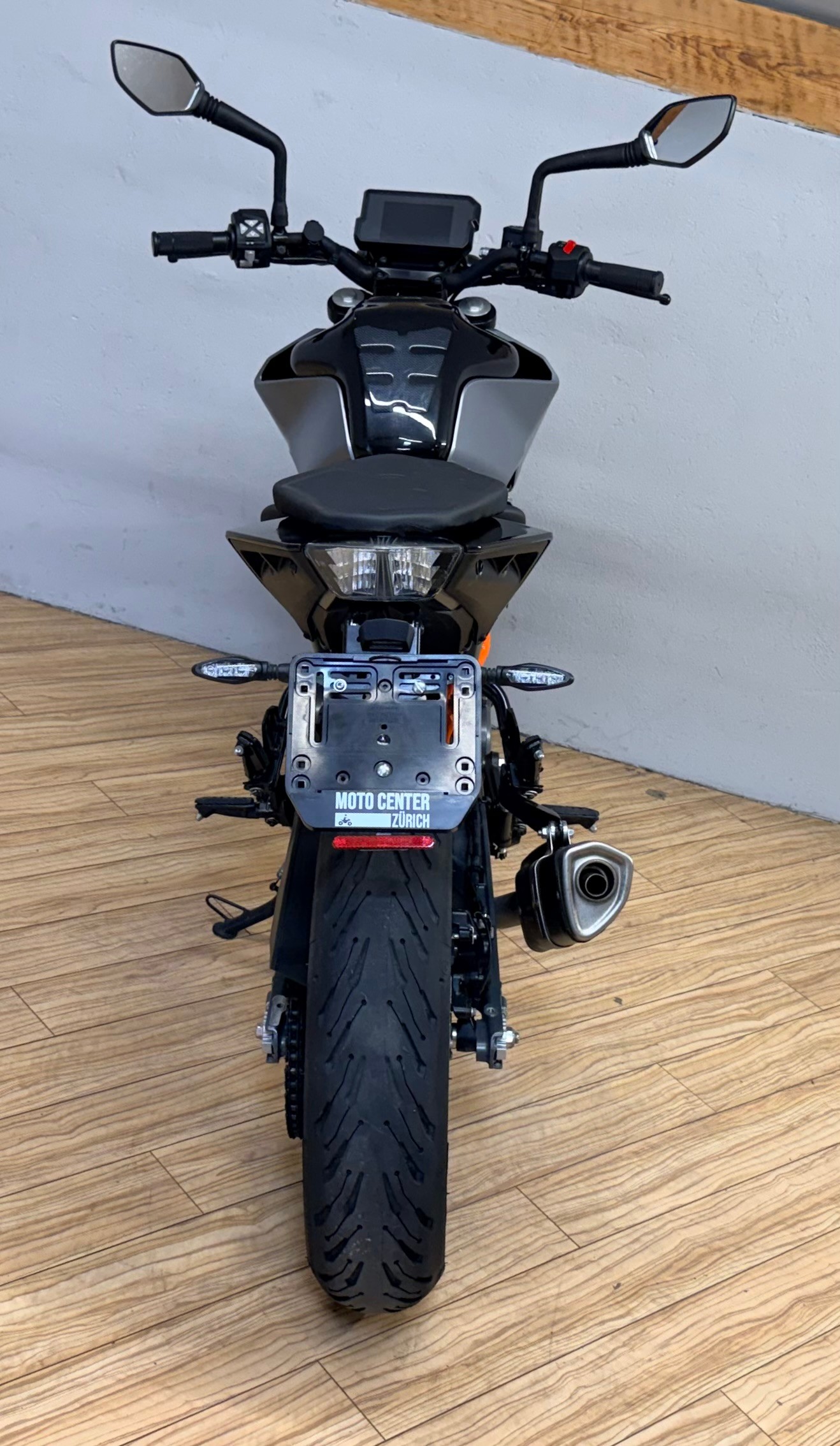 KTM 125 Duke-image-3