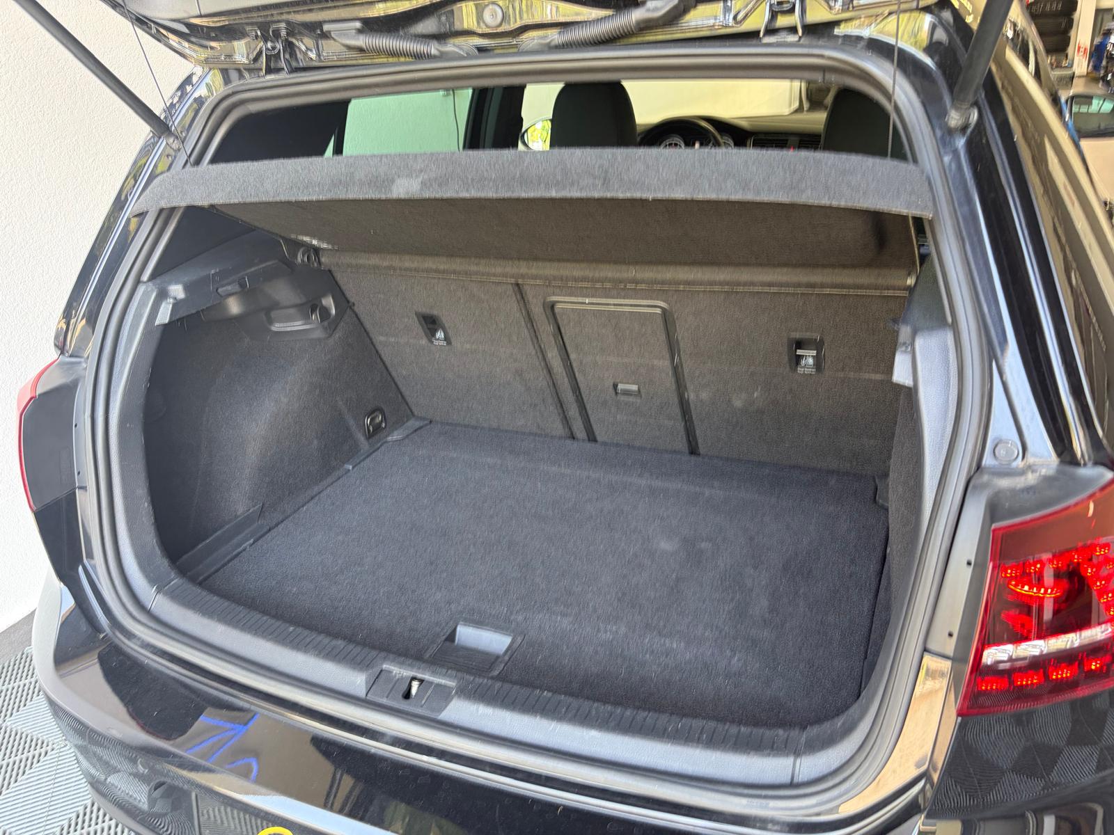 VW Golf 2.0 TSI R 4Motion DSG - Caméra de recul - Pack Cuir Vienna-image-25