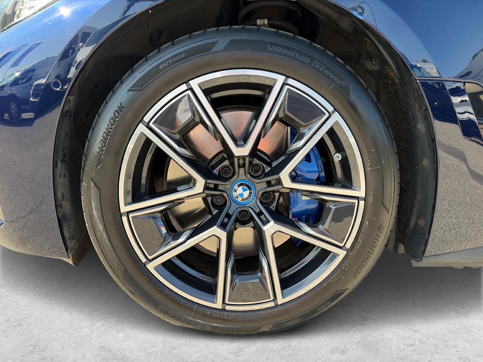 BMW i4 M50-image-19