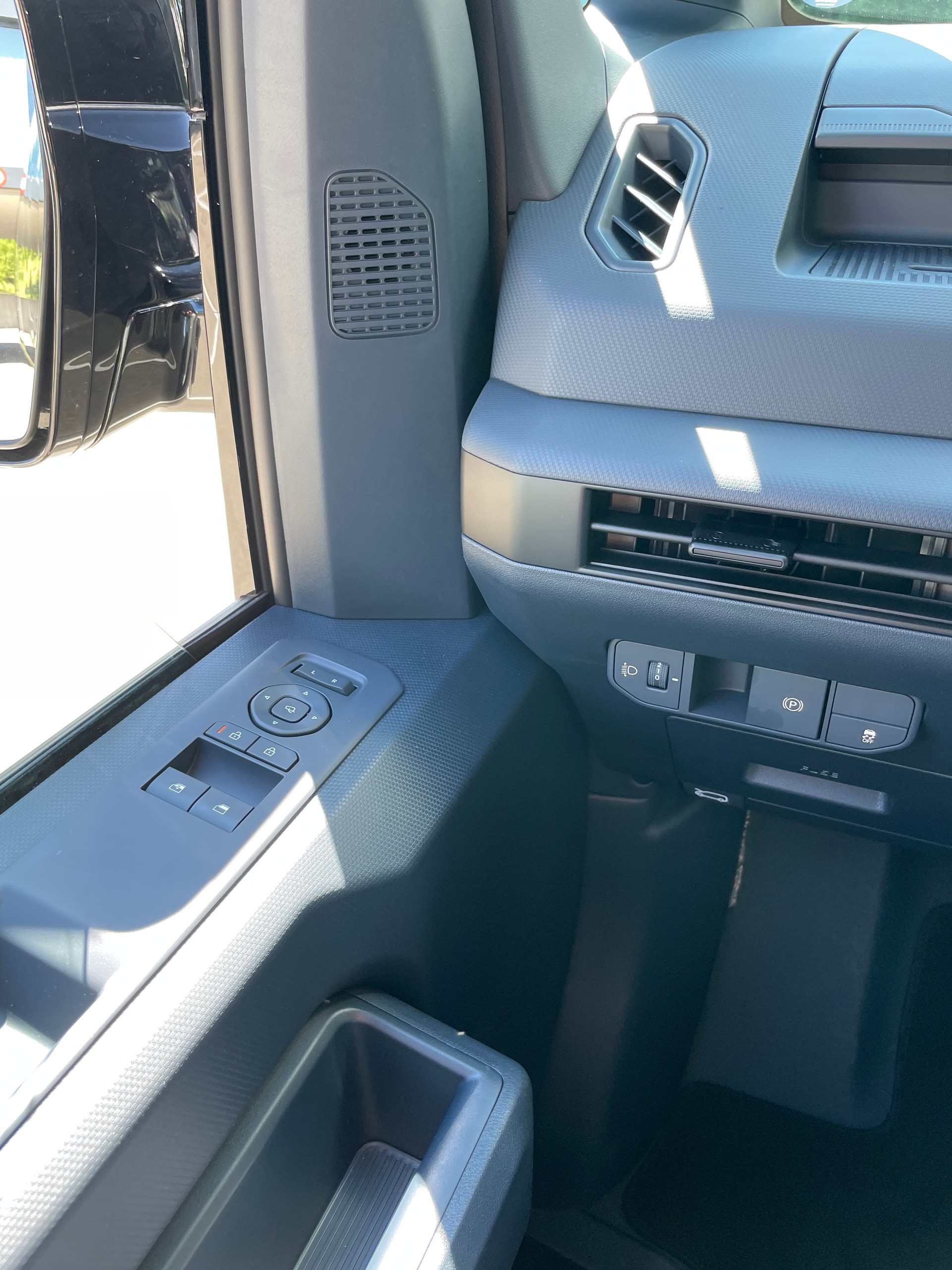 KIA PV5 71.2 kWh Elite mit Wärmepumpe, VOLLAUSSTATTUNG mit AHK-image-19