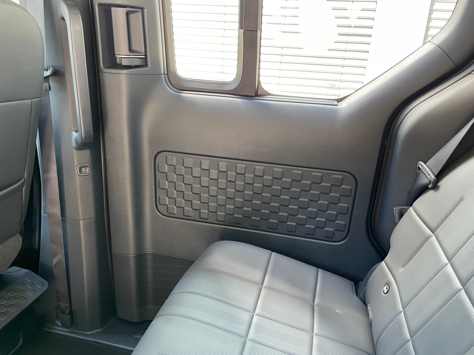 KIA PV5 71.2 kWh Elite mit Wärmepumpe, VOLLAUSSTATTUNG mit AHK-image-18