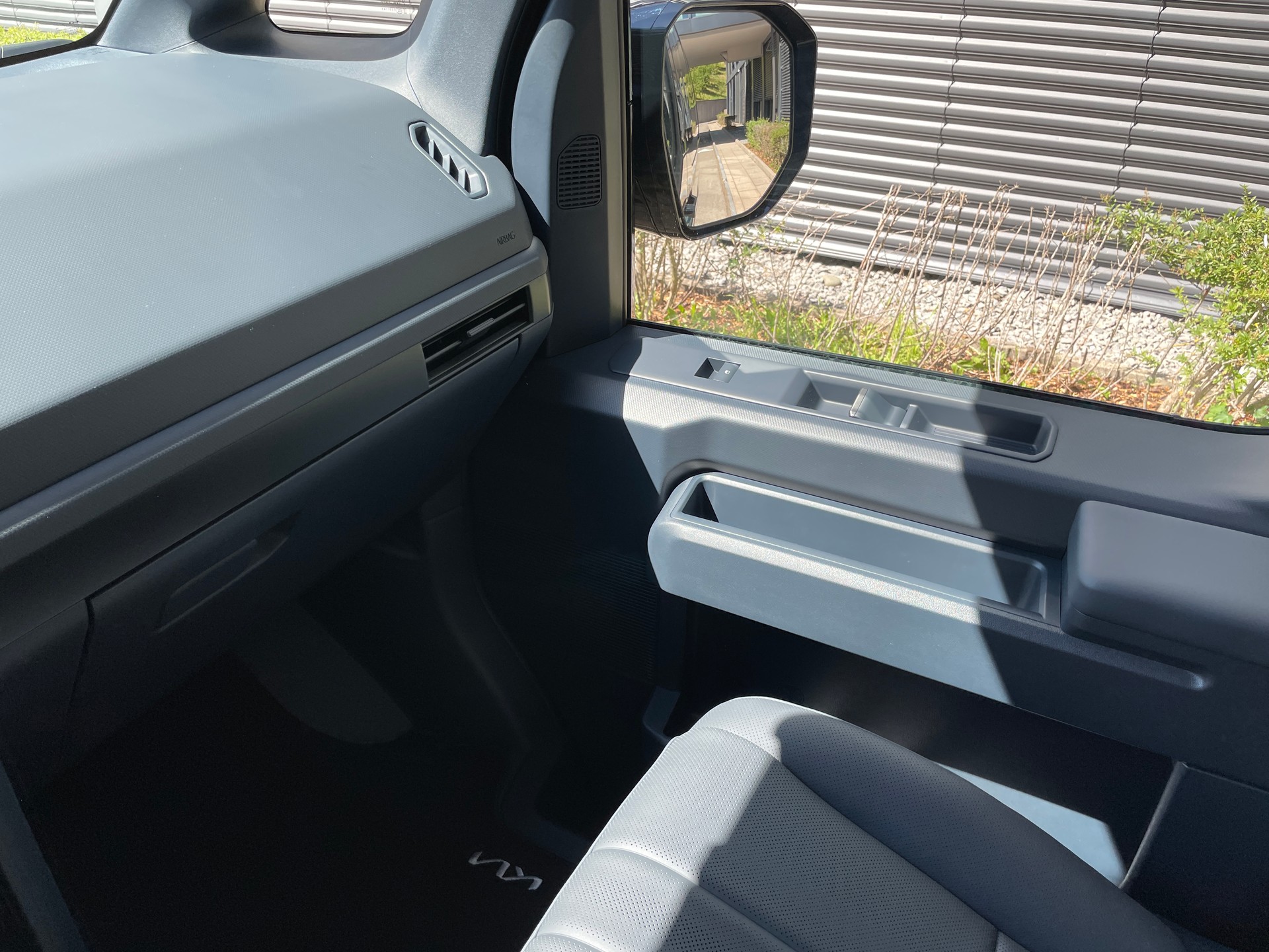 KIA PV5 71.2 kWh Elite mit Wärmepumpe, VOLLAUSSTATTUNG mit AHK-image-22
