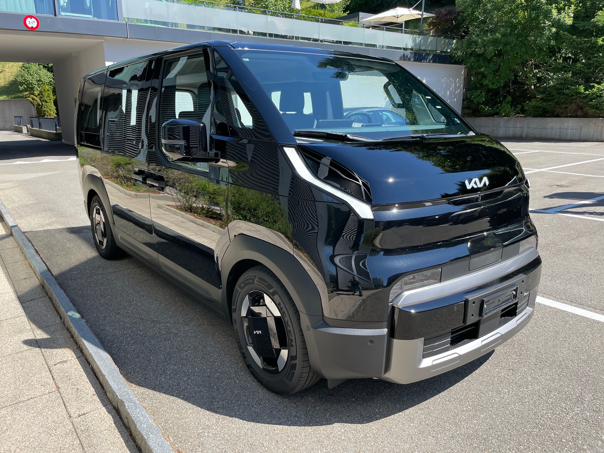 KIA PV5 71.2 kWh Elite mit Wärmepumpe, VOLLAUSSTATTUNG mit AHK-image-6