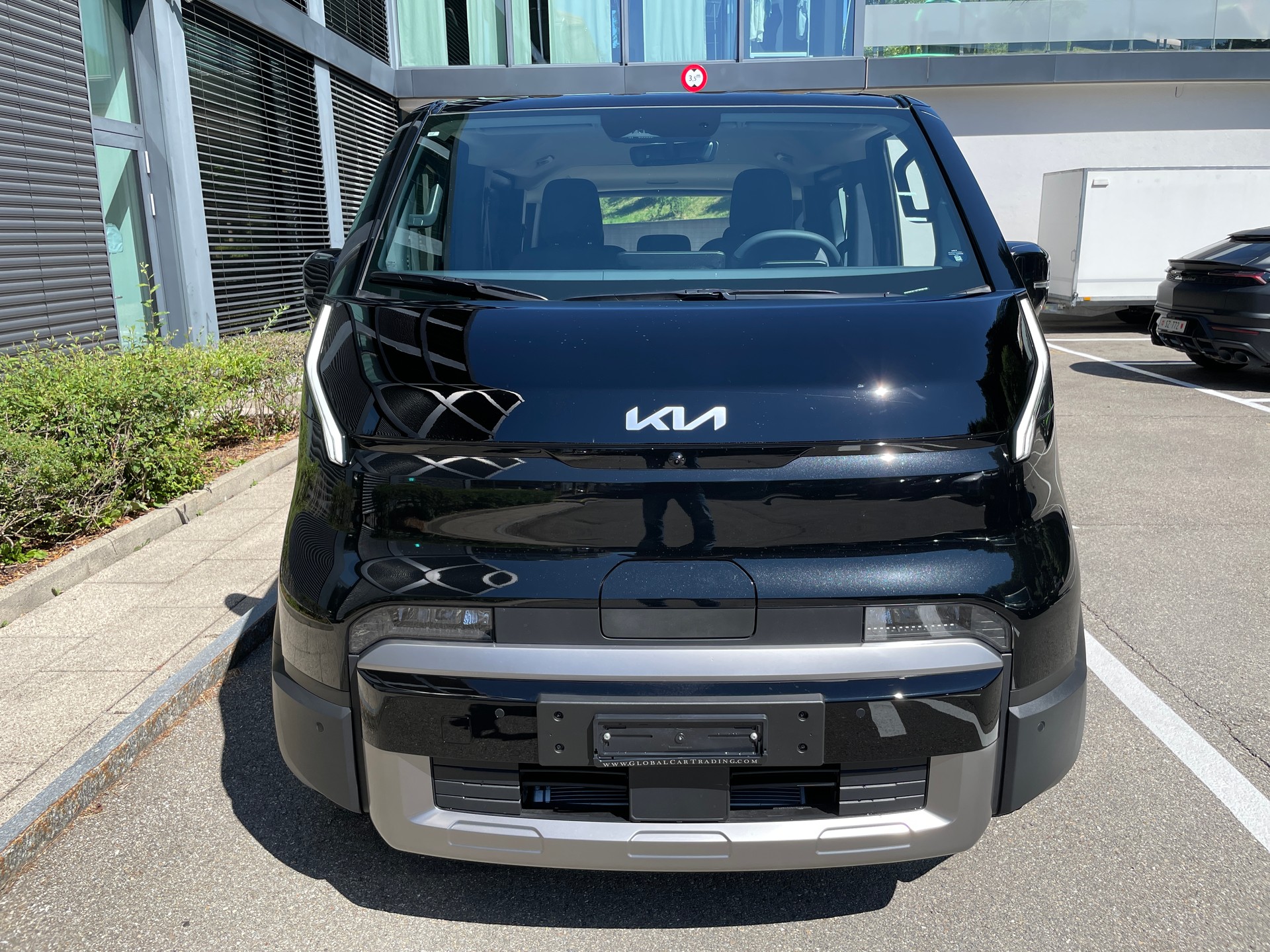 KIA PV5 71.2 kWh Elite mit Wärmepumpe, VOLLAUSSTATTUNG mit AHK-image-7