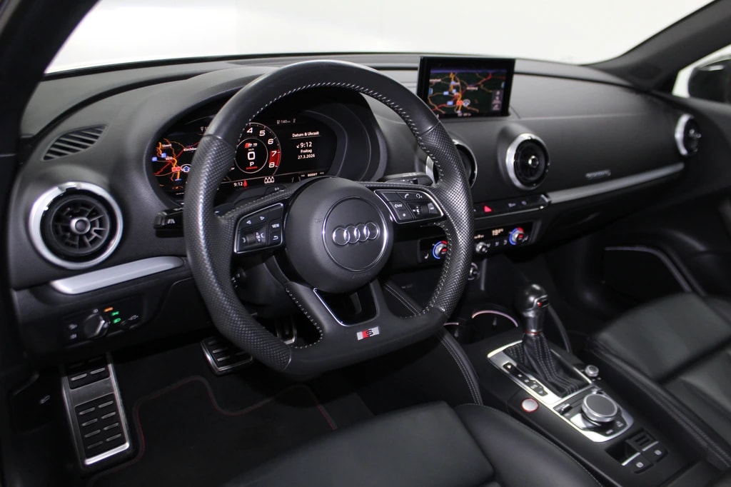 AUDI S3 Sportback 2.0 TFSI quattro S-tronic / CH-Fahrzeug-image-10