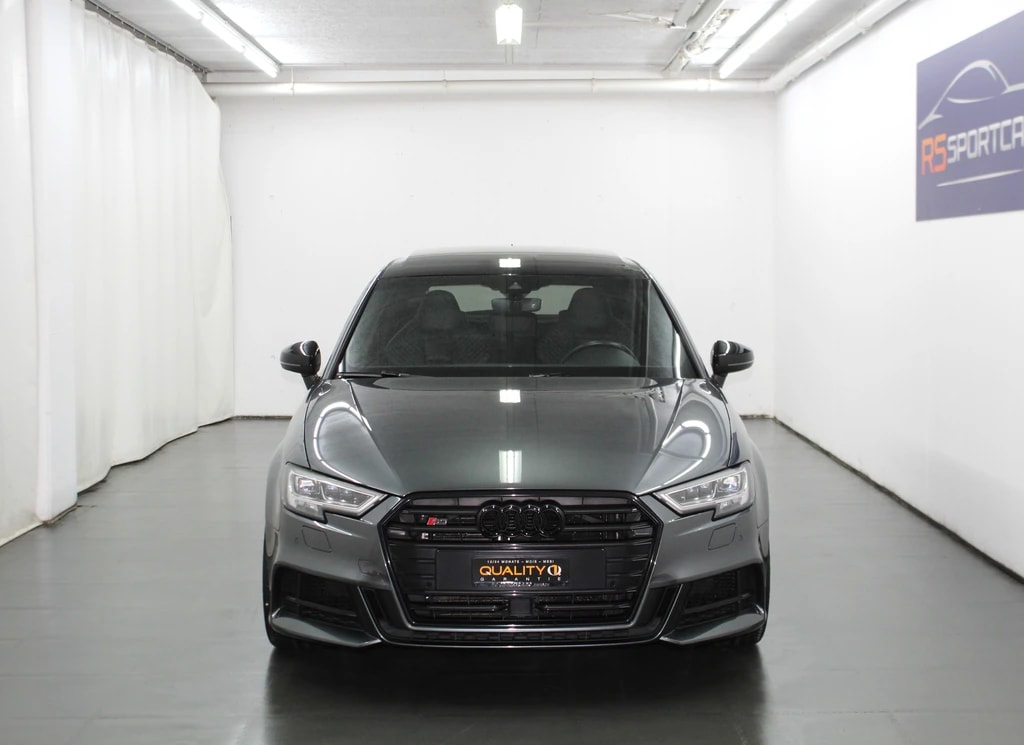 AUDI S3 Sportback 2.0 TFSI quattro S-tronic / CH-Fahrzeug-showroom-element-2