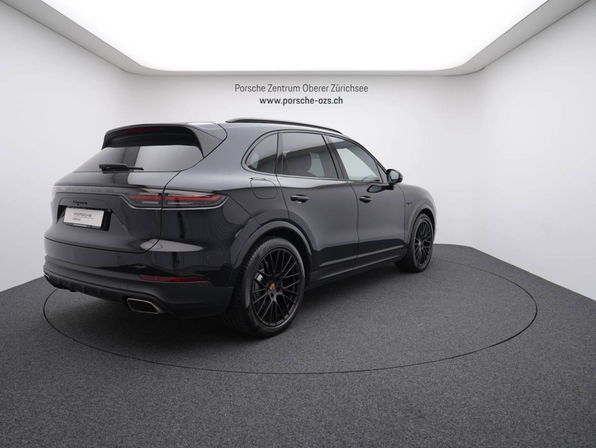 PORSCHE Cayenne E-Hybrid-image-6