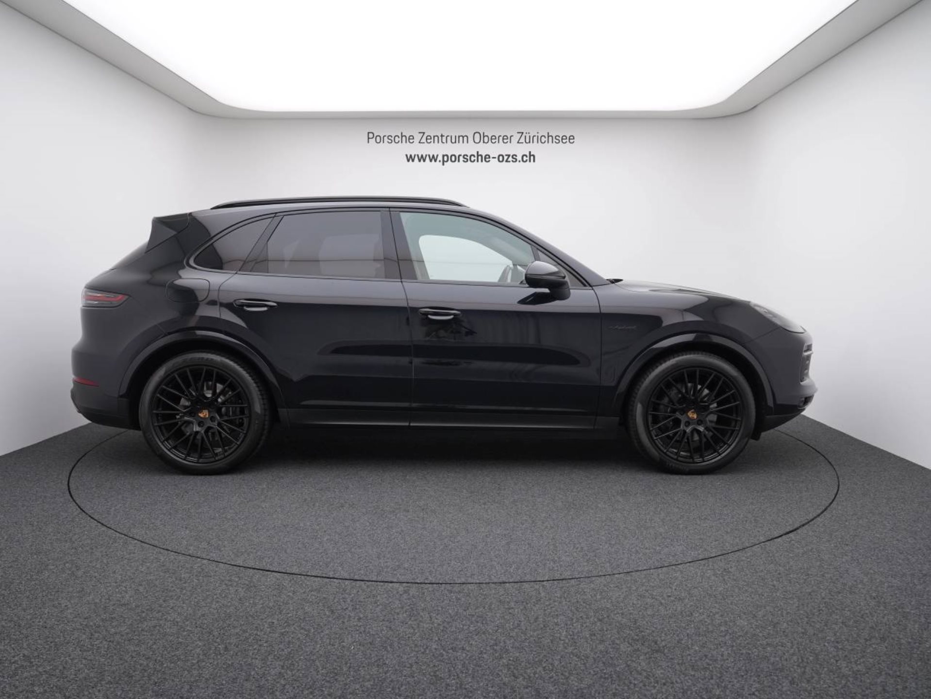 PORSCHE Cayenne E-Hybrid-image-7