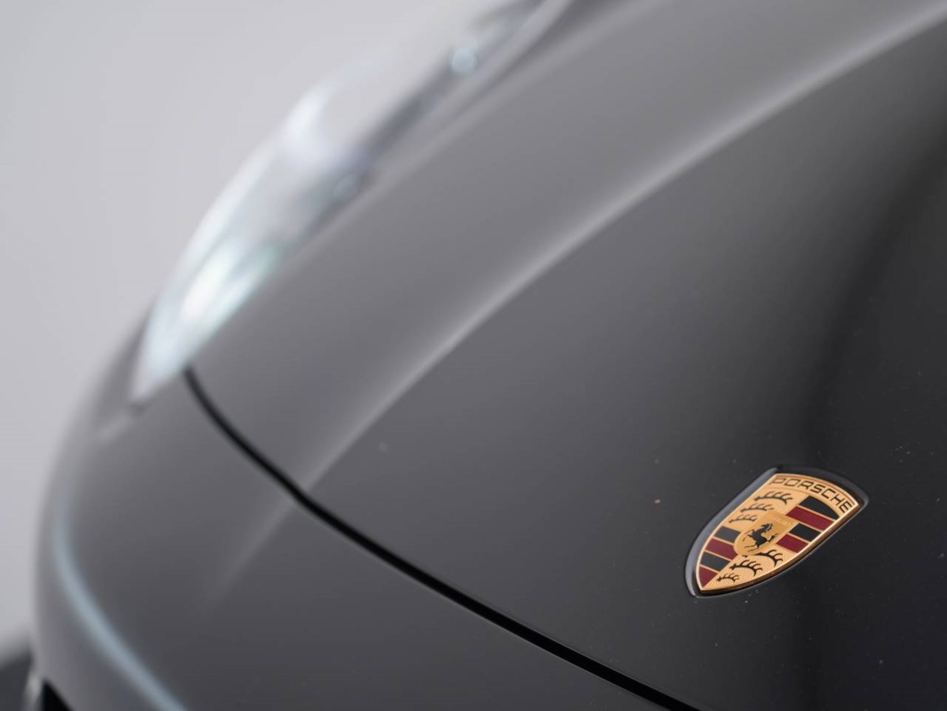 PORSCHE Cayenne E-Hybrid-image-11