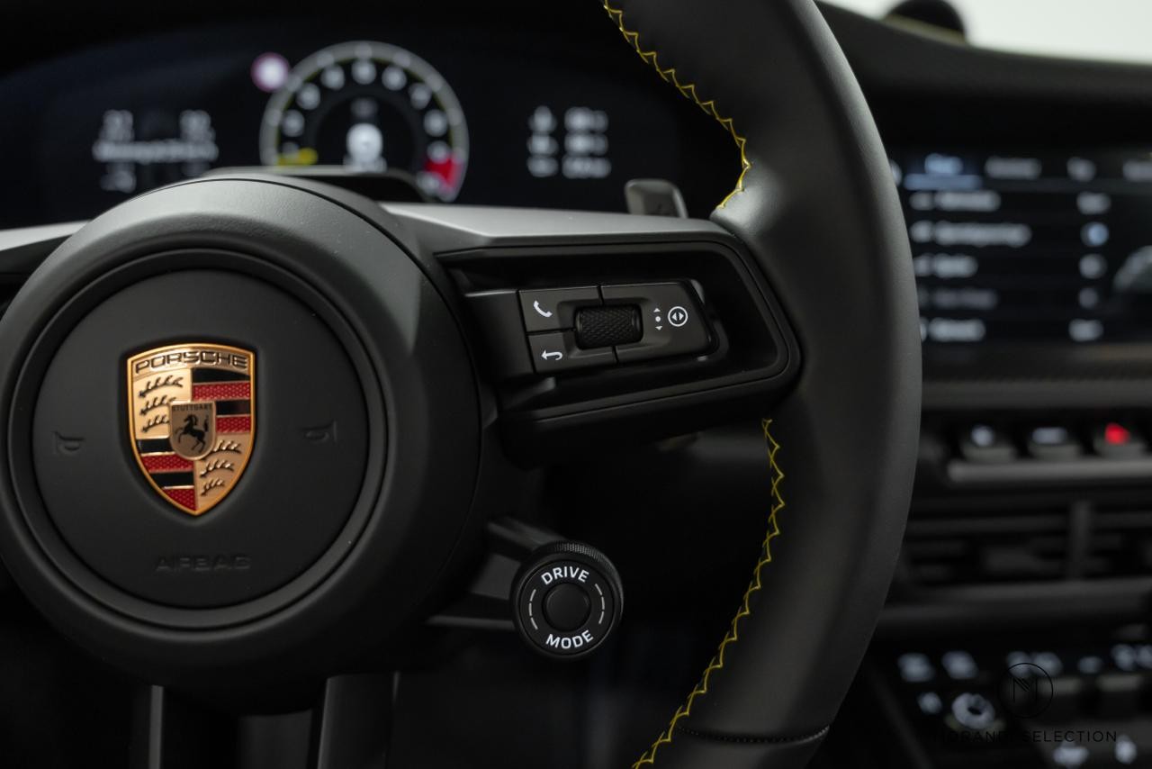 PORSCHE 911 Coupé 4.0 GT3 Touring PDK-image-26