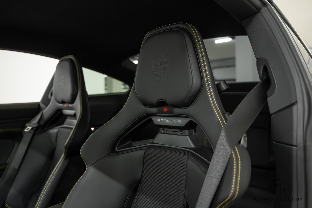 PORSCHE 911 Coupé 4.0 GT3 Touring PDK-image-19
