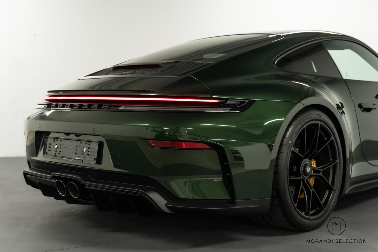 PORSCHE 911 Coupé 4.0 GT3 Touring PDK-image-11