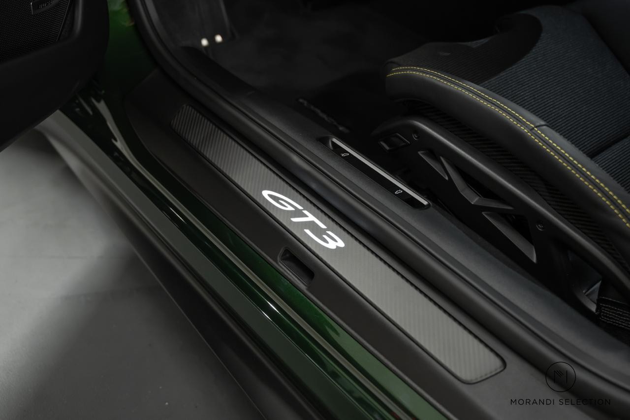 PORSCHE 911 Coupé 4.0 GT3 Touring PDK-image-14