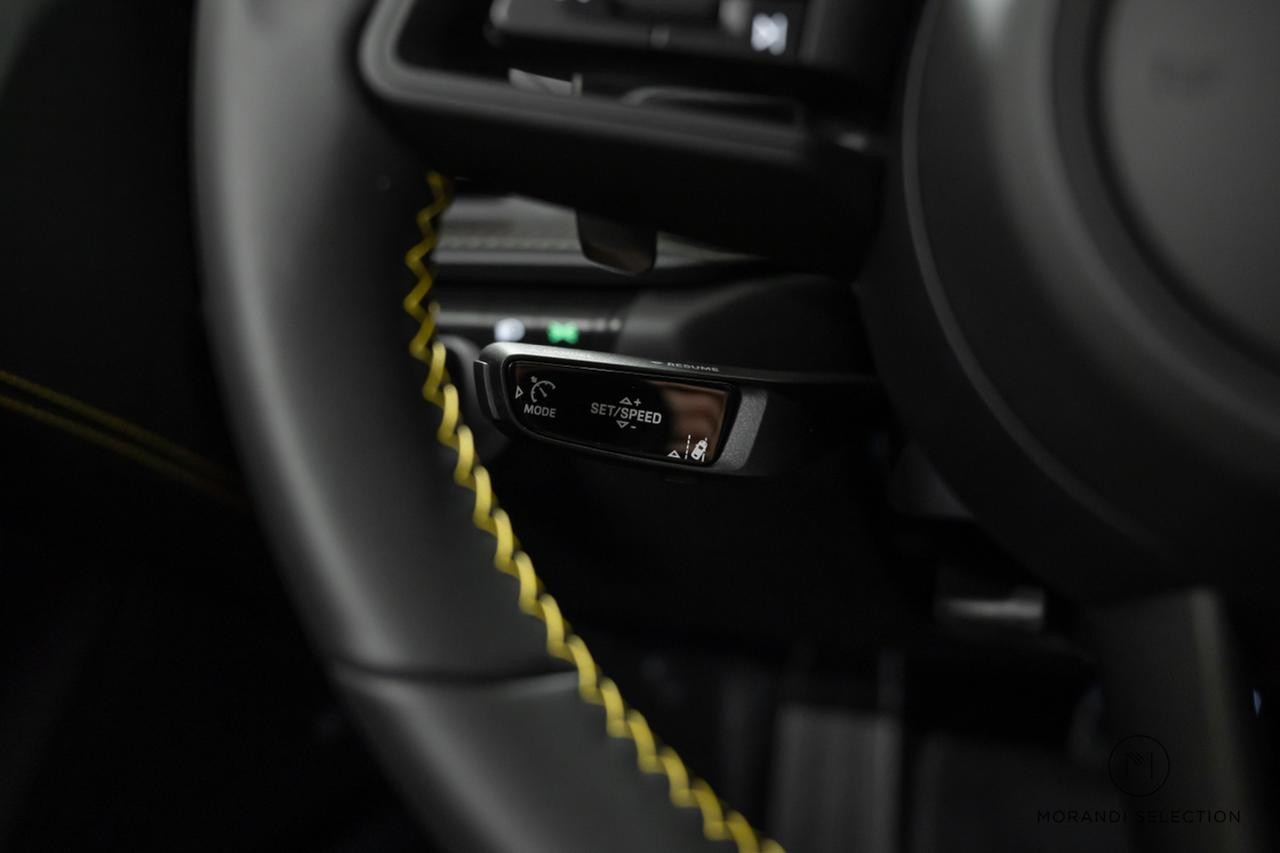 PORSCHE 911 Coupé 4.0 GT3 Touring PDK-image-24