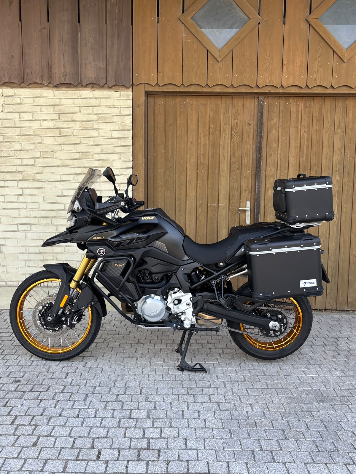 VOGE 900DSX-image-4