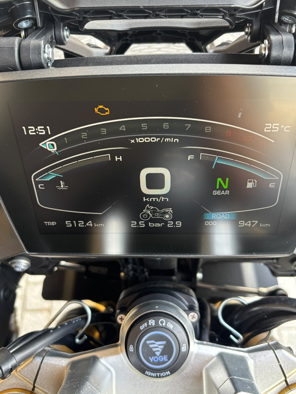 VOGE 900DSX-image-6