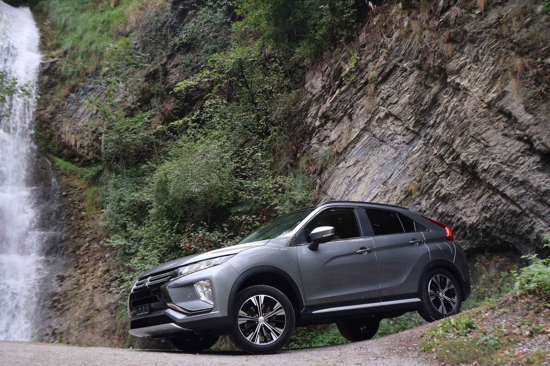 MITSUBISHI Eclipse Cross 1.5 T-Mivec Diamond 4WD CVT